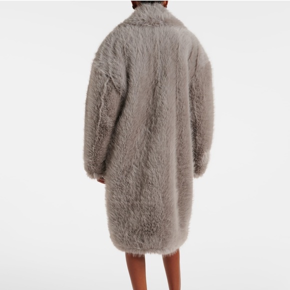 NewSeason NWT Sportmax by Max Mara Faux Fur Coat Gray Size: Small Fall/Winter - Picture 4 of 11